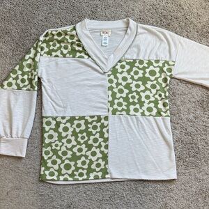 BiBi Green and White Floral Long Sleeve Tee